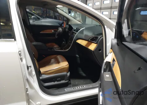 2013 Lincoln Mkx z USA, uszkodzony, nr VIN 2LMDJ6JKXDBL12431